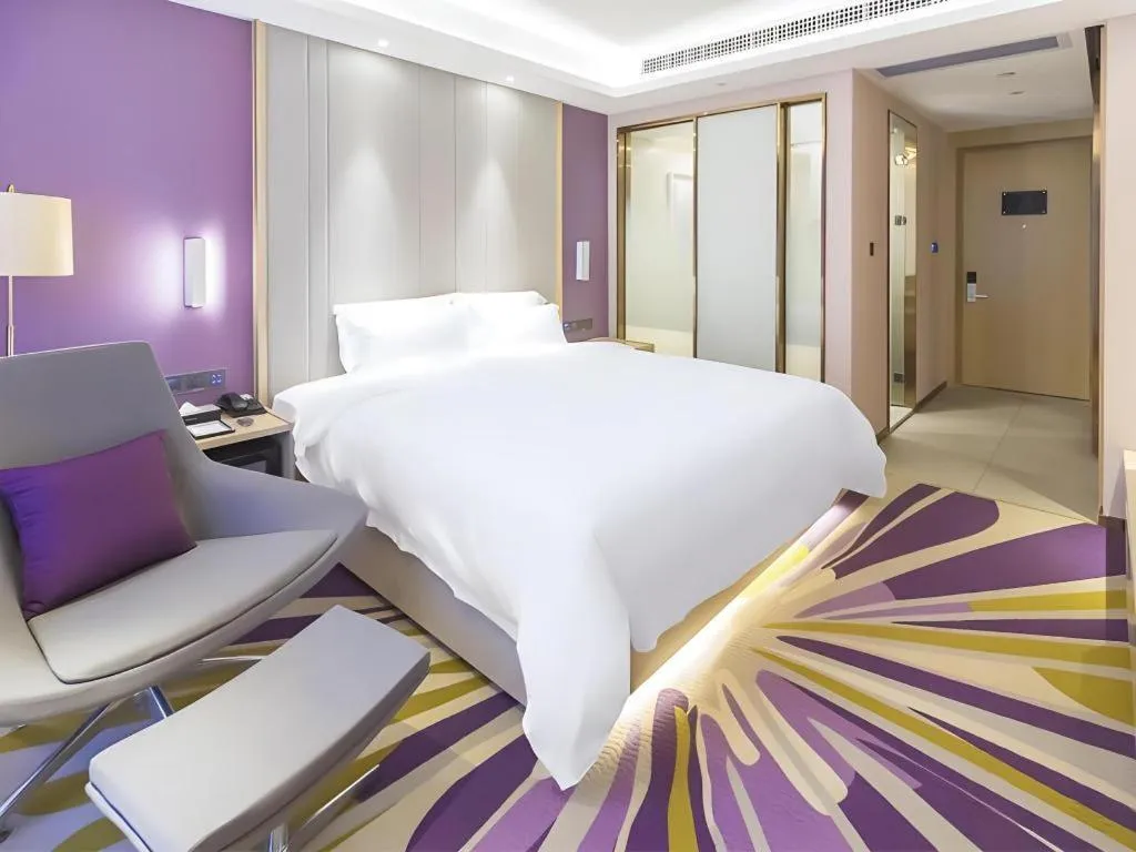 Bed in Lavande Hotels Guangzhou Zhihui City