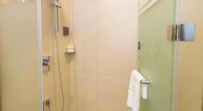 Lavande Hotels Guangzhou Zhihui City