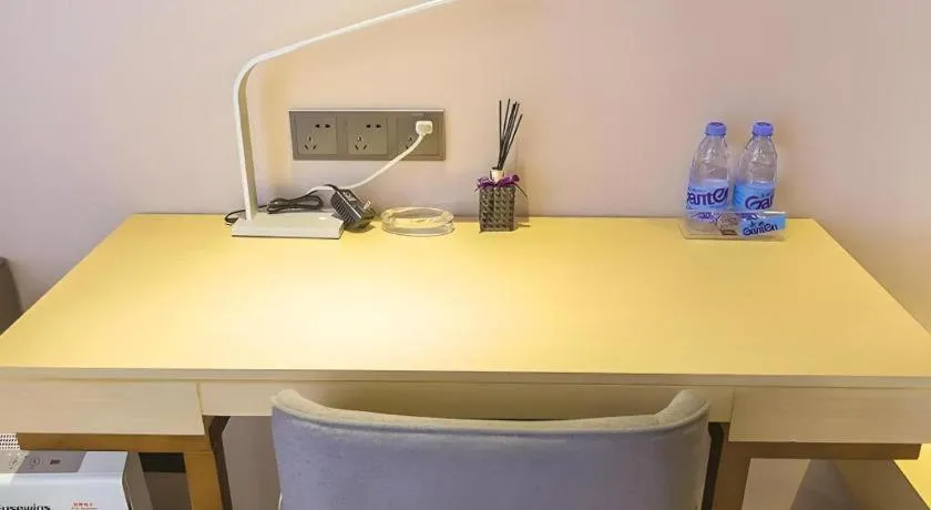 Lavande Hotels Guangzhou Zhihui City