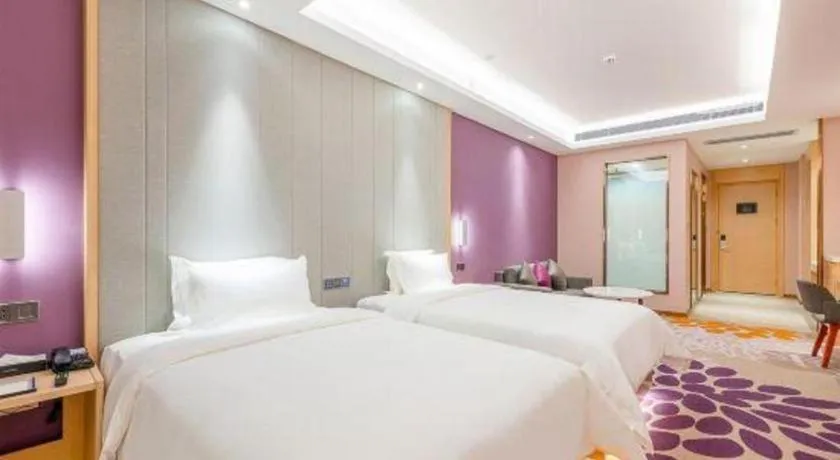 Bed in Lavande Hotels Guangzhou Zhihui City