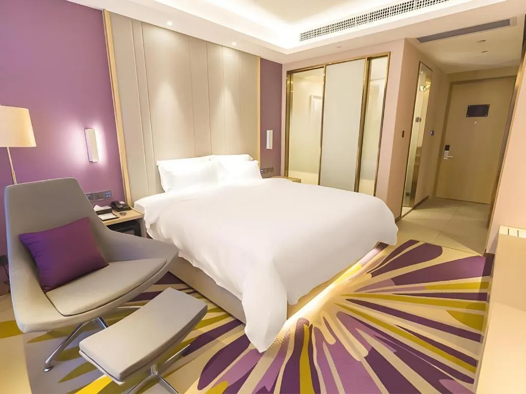 Bed in Lavande Hotels Guangzhou Zhihui City