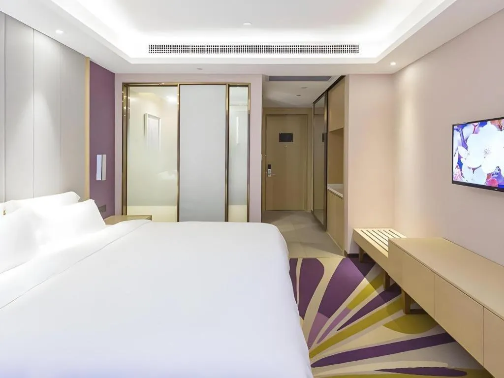Bed in Lavande Hotels Guangzhou Zhihui City