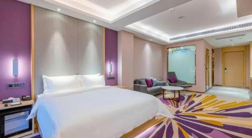 Bed in Lavande Hotels Guangzhou Zhihui City