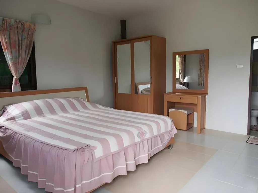 Bed in Pattharapuri Valley Resort