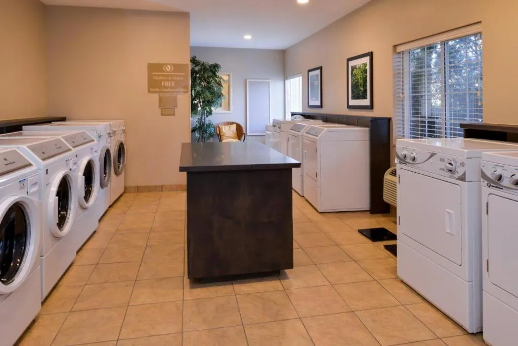 Candlewood Suites Bloomington-Normal By IHG