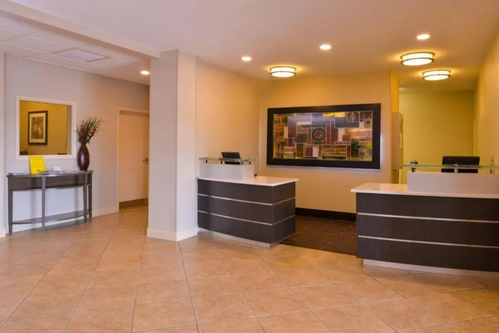 Candlewood Suites Bloomington-Normal By IHG