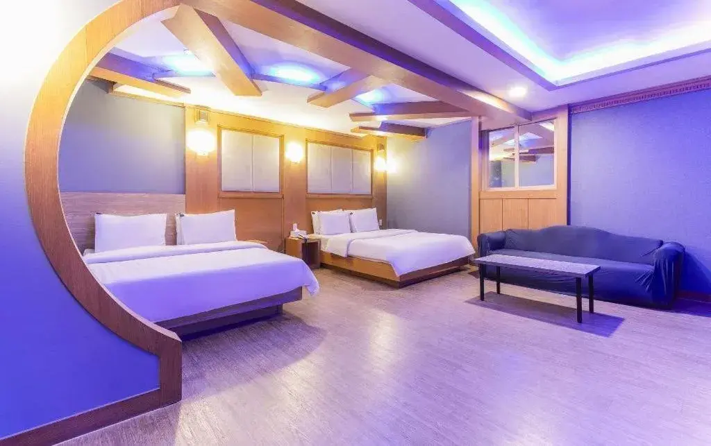 Hotel Head-One Hotel Head-One