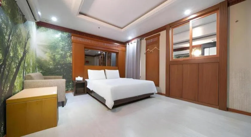 Bed in Hotel Head-One