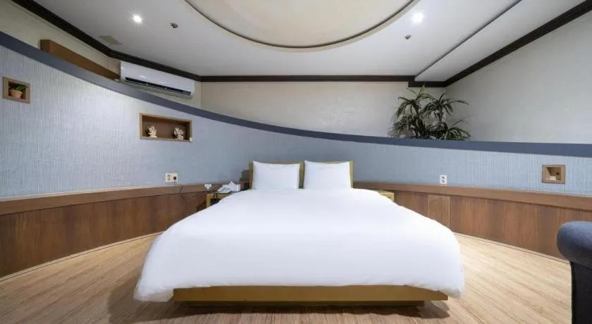 Bed in Hotel Head-One