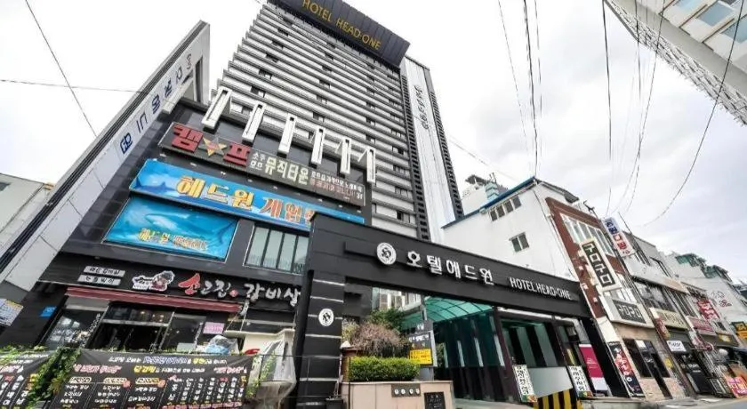 Hotel Head-One