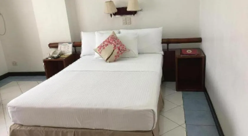 Bed in Soledad Suites