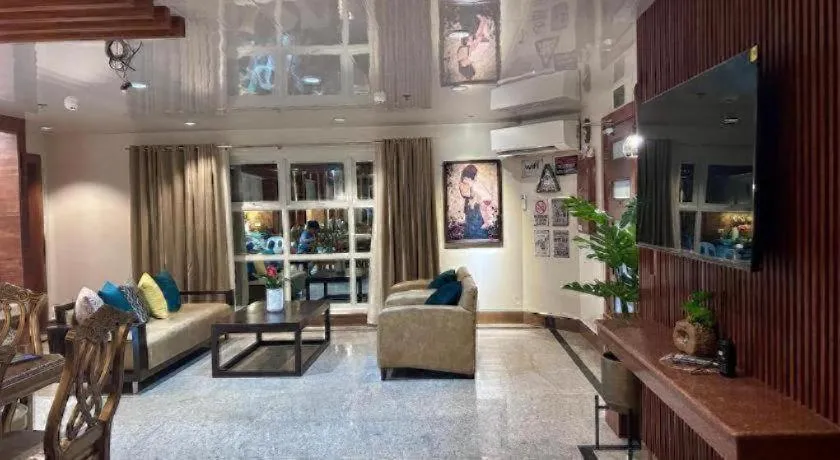 Blueberry Tourist Hotel