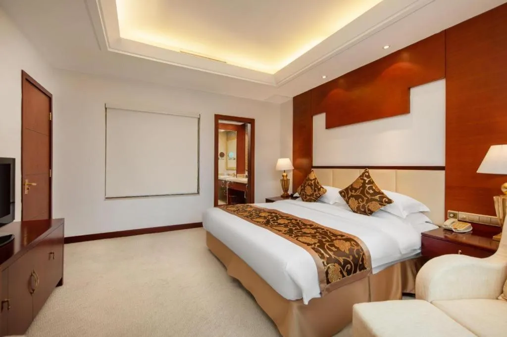 Bed in Jinrong International Hotel