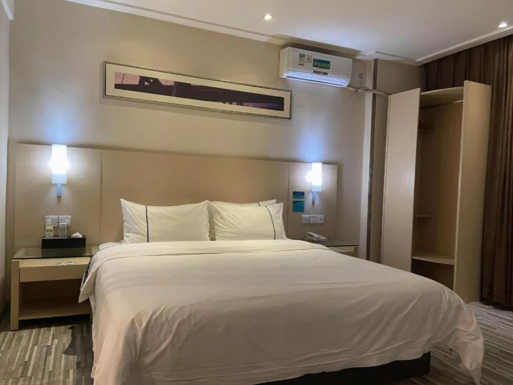 Bed in City Comfort Inn Baise Tianlin