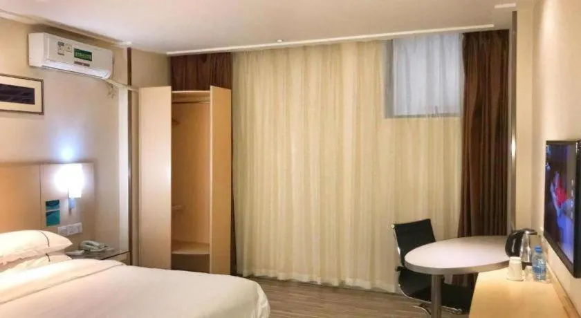 Bed in City Comfort Inn Baise Tianlin