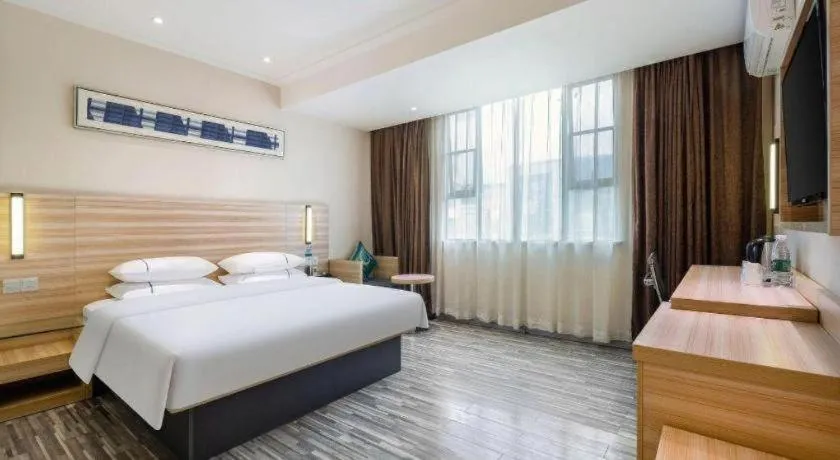 Bed in City Comfort Inn Baise Tianlin