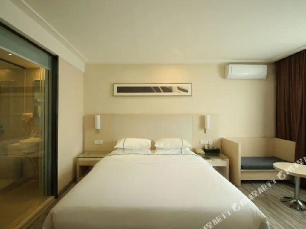 Bed in City Comfort Inn Baise Tianlin