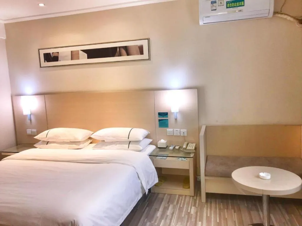Bed in City Comfort Inn Baise Tianlin
