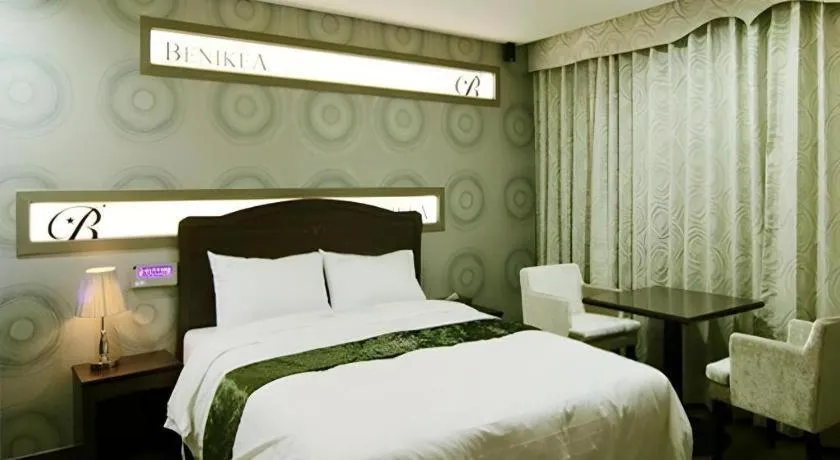 Bed in Benikea Ariul Hotel