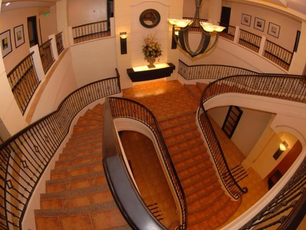 Planta Centro Bacolod Hotel & Residences