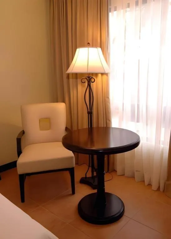 Planta Centro Bacolod Hotel & Residences