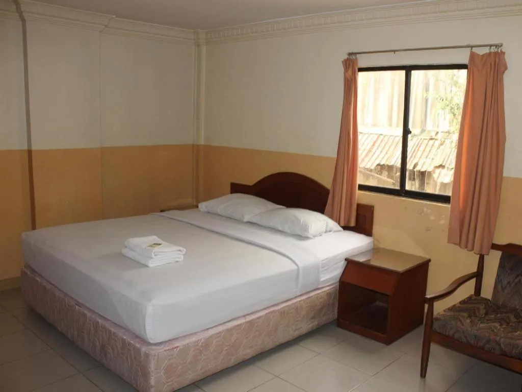 Bed in Batam Star Hotel