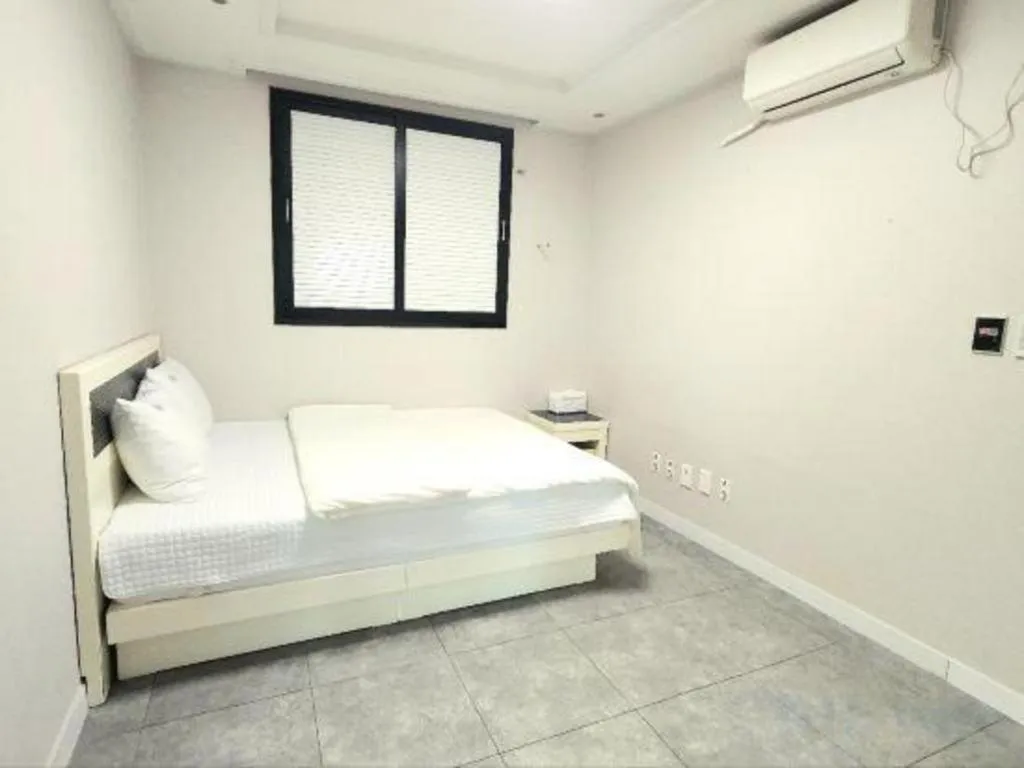 Bed in Novalus Tourist Hotel