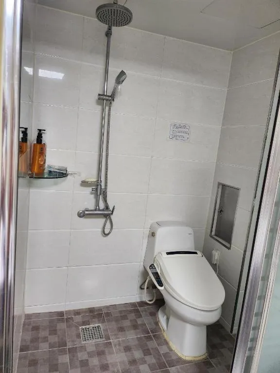 Novalus Tourist Hotel