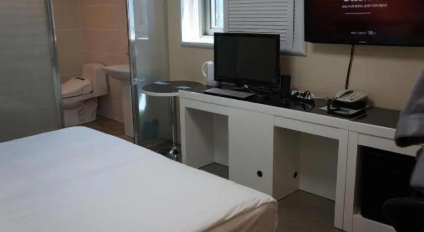 Bed in Novalus Tourist Hotel