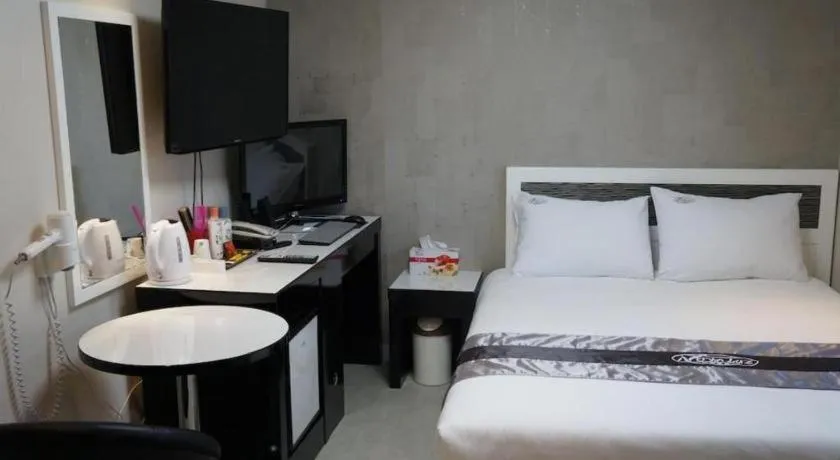 Bed in Novalus Tourist Hotel