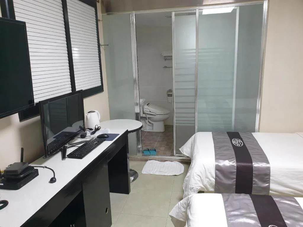 Bed in Novalus Tourist Hotel