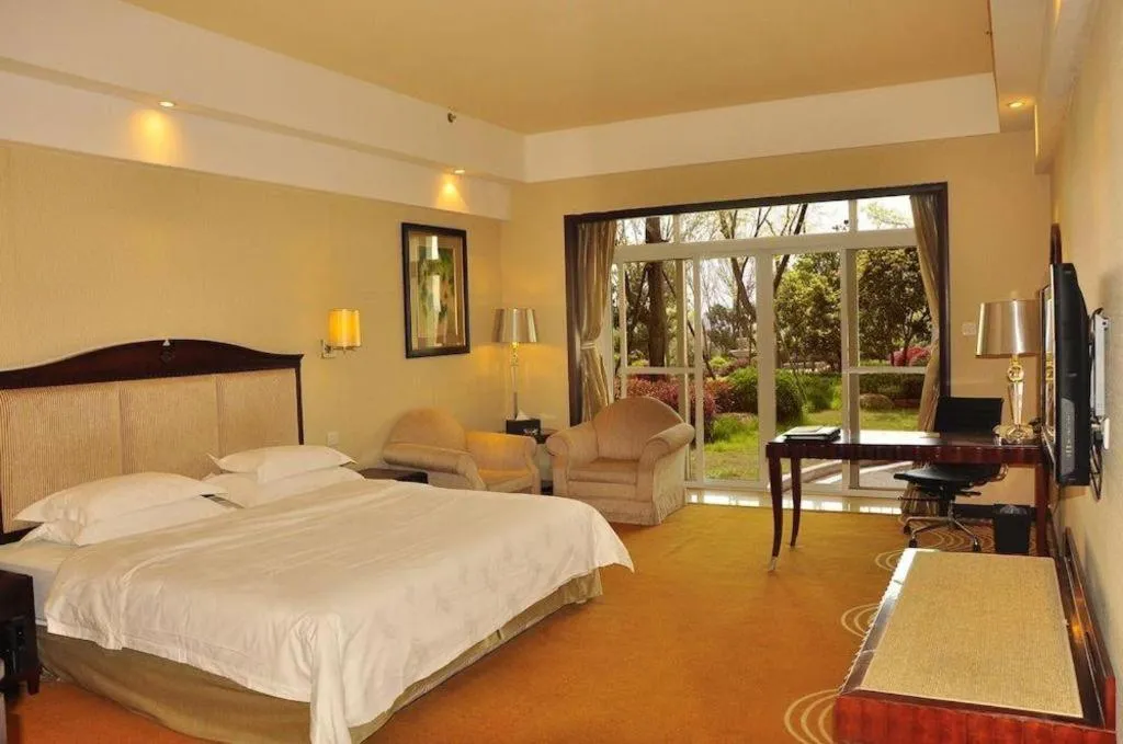 Bed in Country Garden Phoenix Hotel Anqing