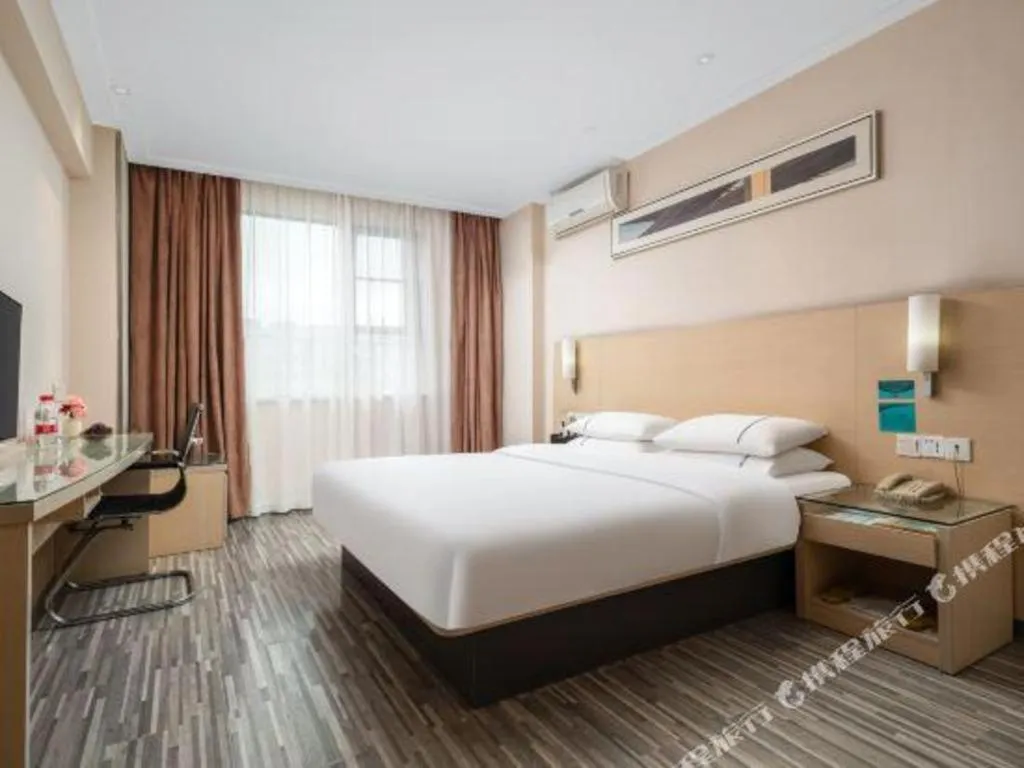 Bed in City Comfort Inn Liuzhou Beique Road Huang Village