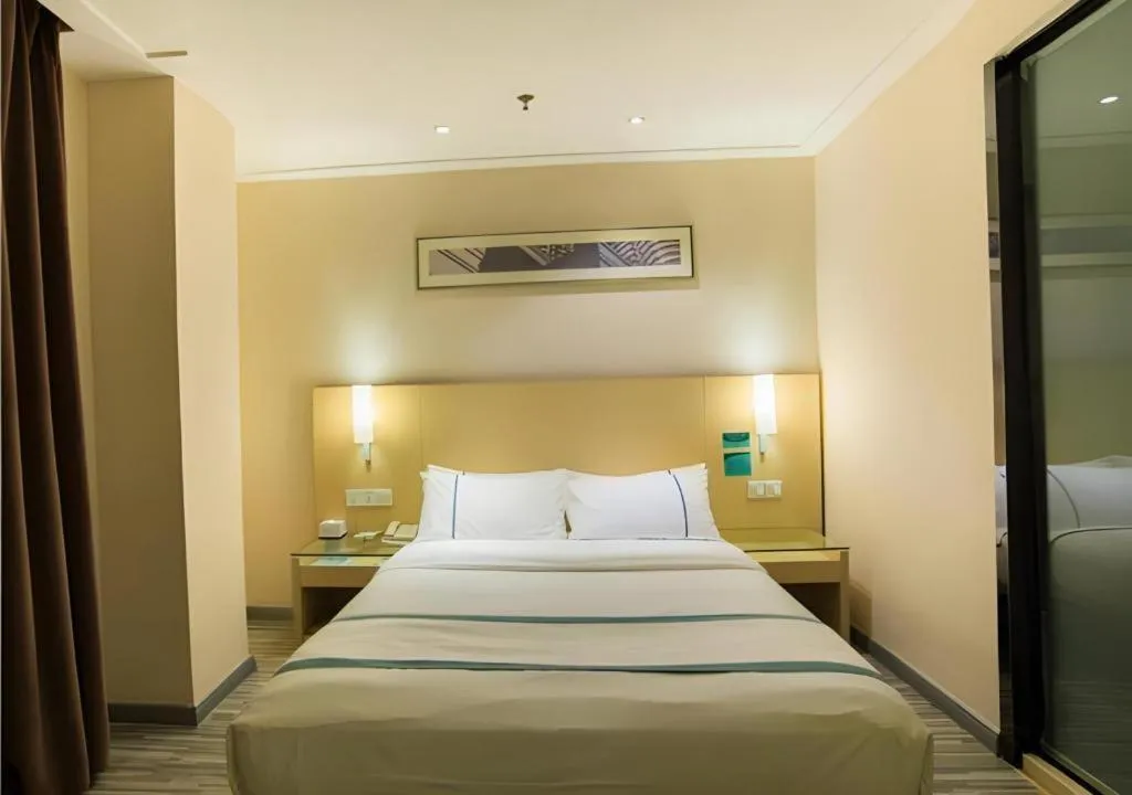 Bed in City Comfort Inn Liuzhou Beique Road Huang Village