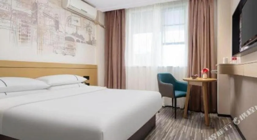 Bed in City Comfort Inn Liuzhou Beique Road Huang Village