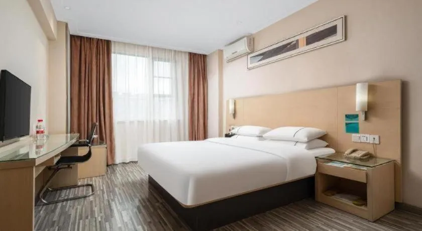 Bed in City Comfort Inn Liuzhou Beique Road Huang Village
