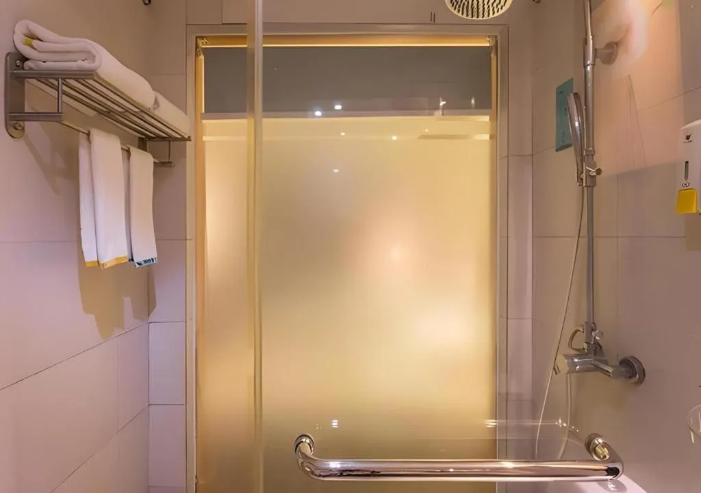 City Comfort Inn Qinzhou Niannianfeng Old Street Renmin Road