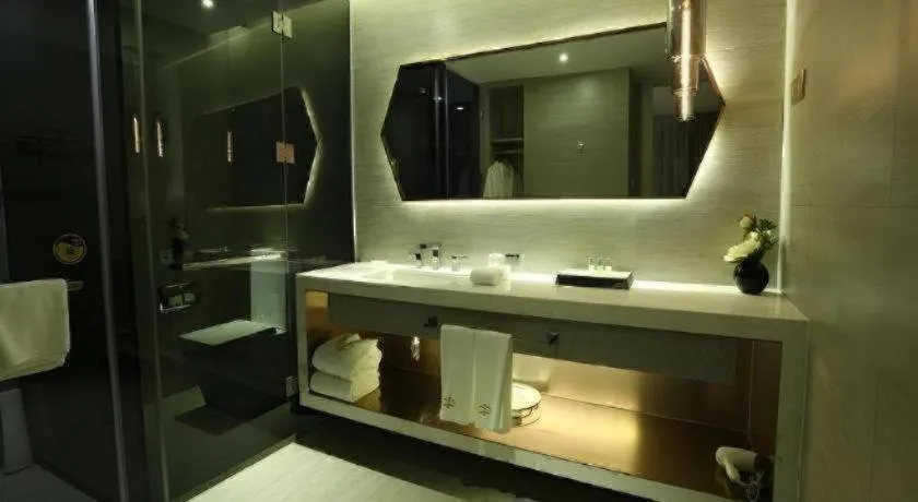 Shanghai Bund South China Harbour View Hotel