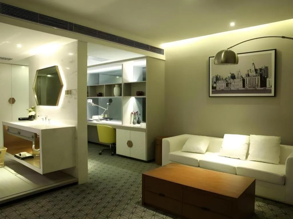 Shanghai Bund South China Harbour View Hotel