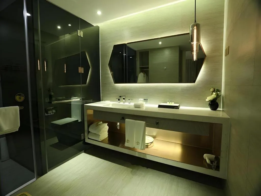 Shanghai Bund South China Harbour View Hotel