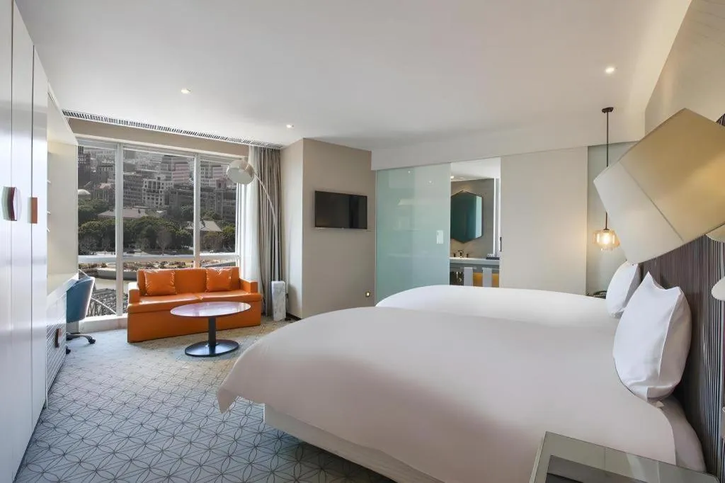 Bed in Shanghai Bund South China Harbour View Hotel