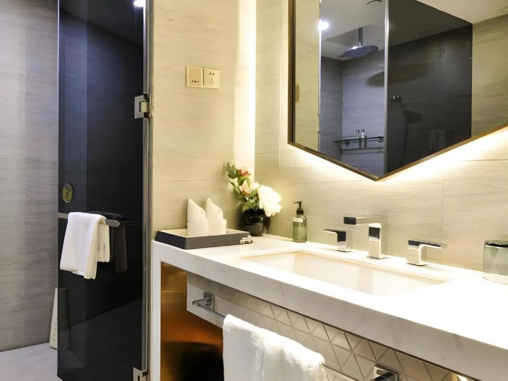 Shanghai Bund South China Harbour View Hotel