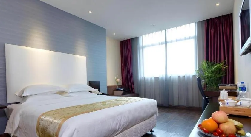 Bed in Xiamen Blue Peninsula Hotel