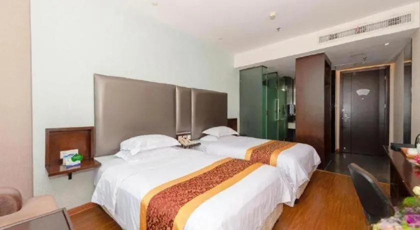 Bed in Xiamen Blue Peninsula Hotel