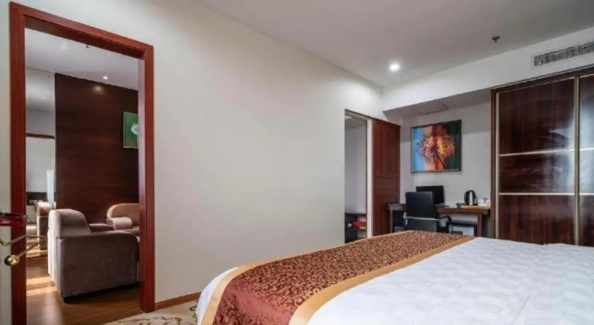 Bed in Xiamen Blue Peninsula Hotel