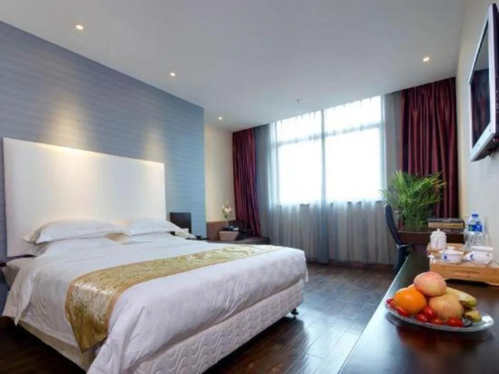 Bed in Xiamen Blue Peninsula Hotel