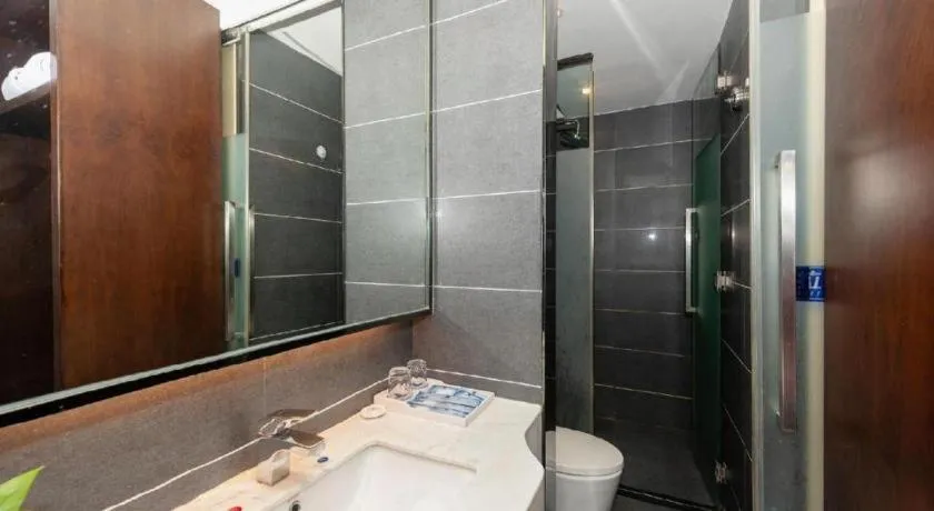 Xiamen Blue Peninsula Hotel