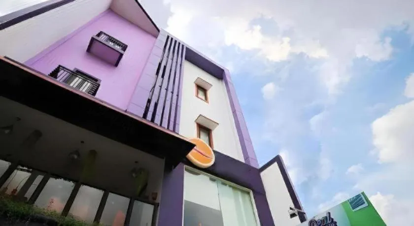 Oriza Hotel Surabaya