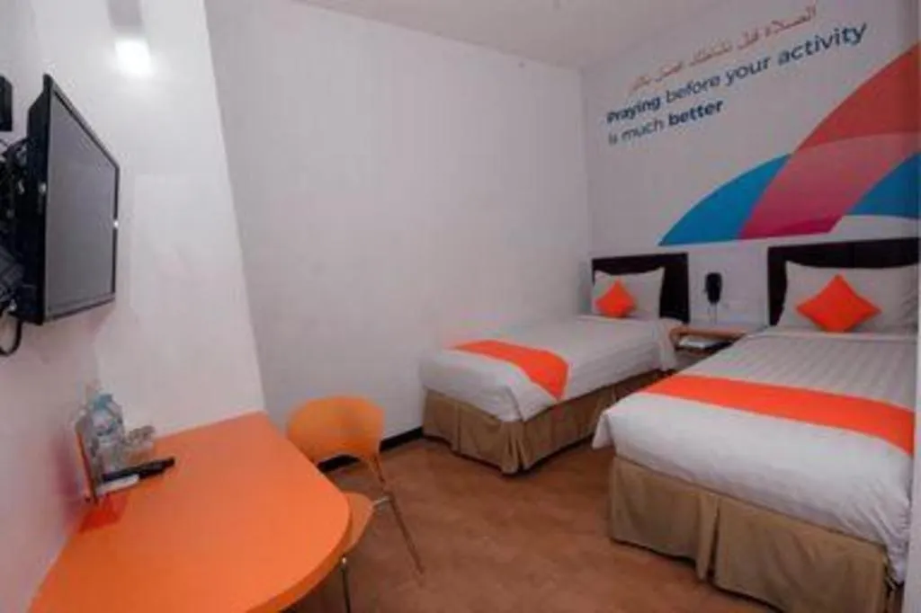 Bed in Oriza Hotel Surabaya