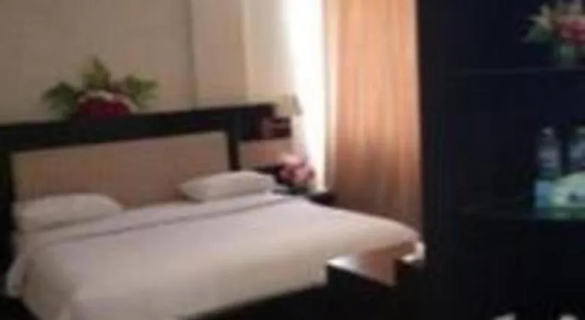 Bed in Zahra Syariah Hotel Kendari